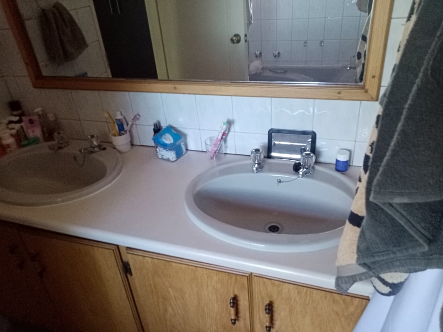 3 Bedroom Property for Sale in Bayswater Free State